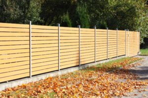 Rental property fences, Simtek® Fence, Molded composite fencing systems, residential fences near Nicholasville, Kentucky (KY)